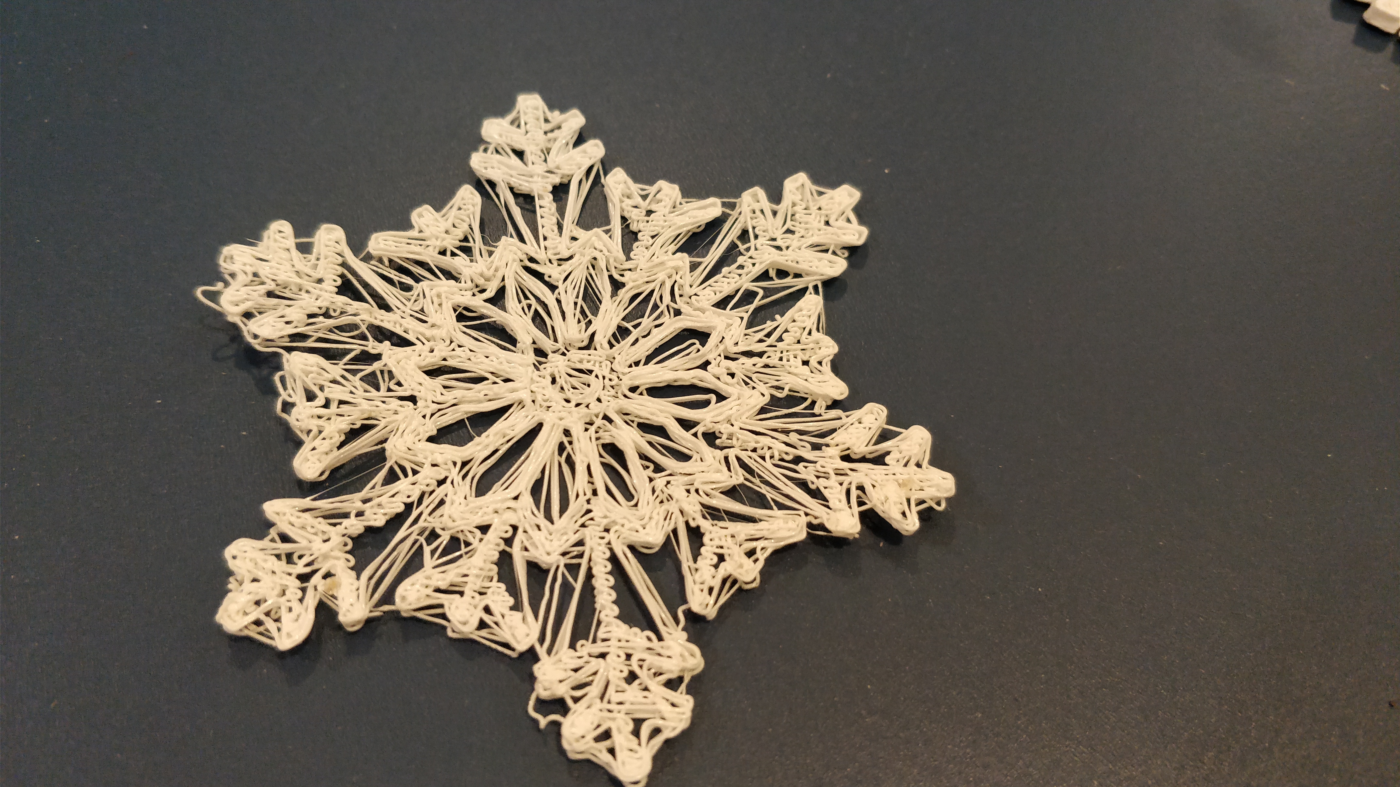 Primul fulg de nea printat 3D